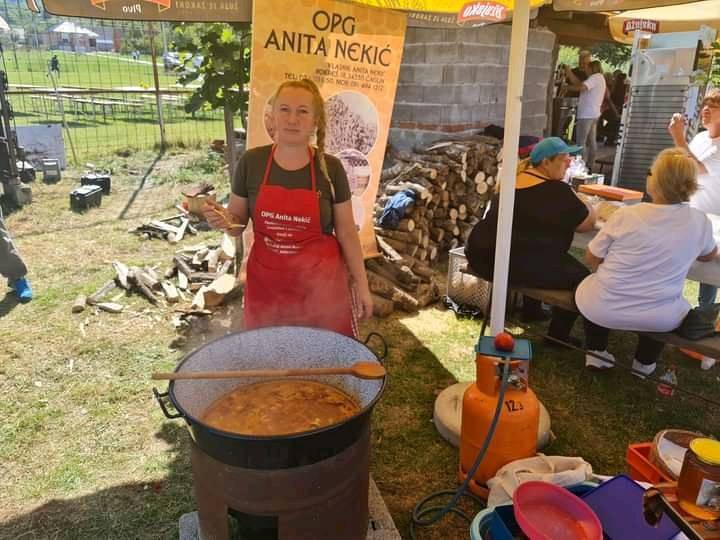 Održana 3. gastronomska manifestacija ʺIššijadaʺ  u Ruševu