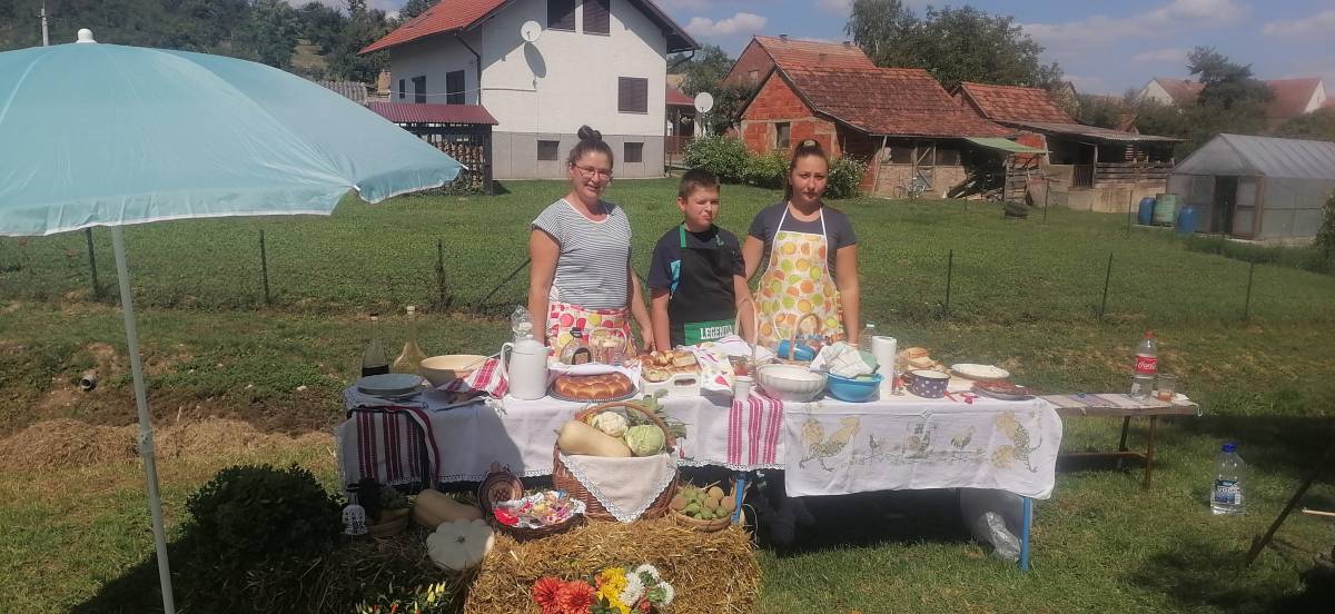 Održana 3. gastronomska manifestacija ʺIššijadaʺ  u Ruševu