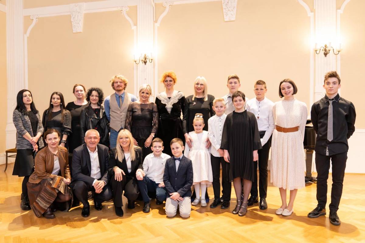 PRIJAVI SE: Zaklada „Hrvatska za djecu“ dodjeljuje učeničke stipendije