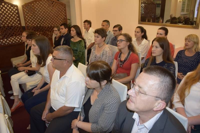 Rotary klub Požega nagradio najbolje požeške maturante