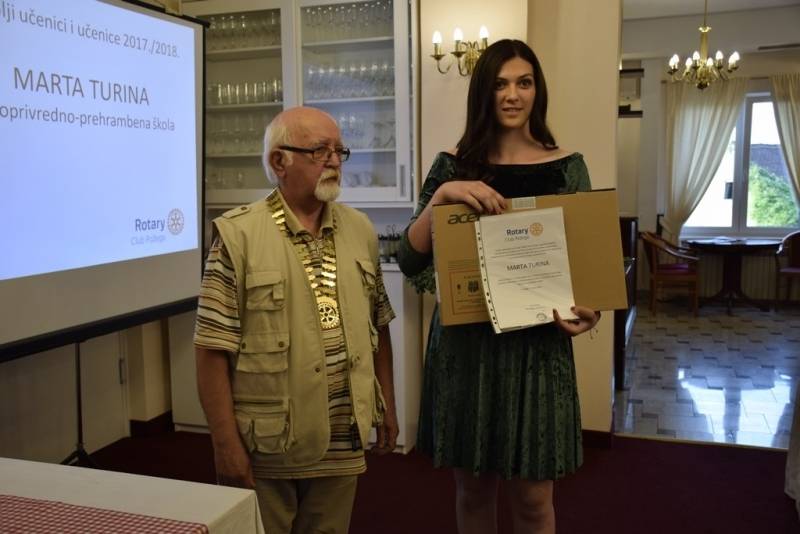 Rotary klub Požega nagradio najbolje požeške maturante