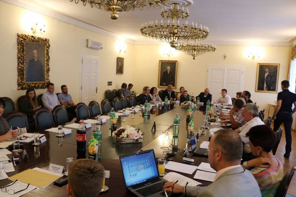 Zbog nedostatka kvoruma otkazana 9. sjednica Gradskog vijeća Grada Požege