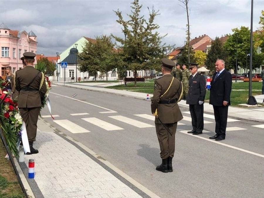 Gornja Obrijež: Sjećanje na 19 branitelja koji su položili svoj život za obranu Domovine