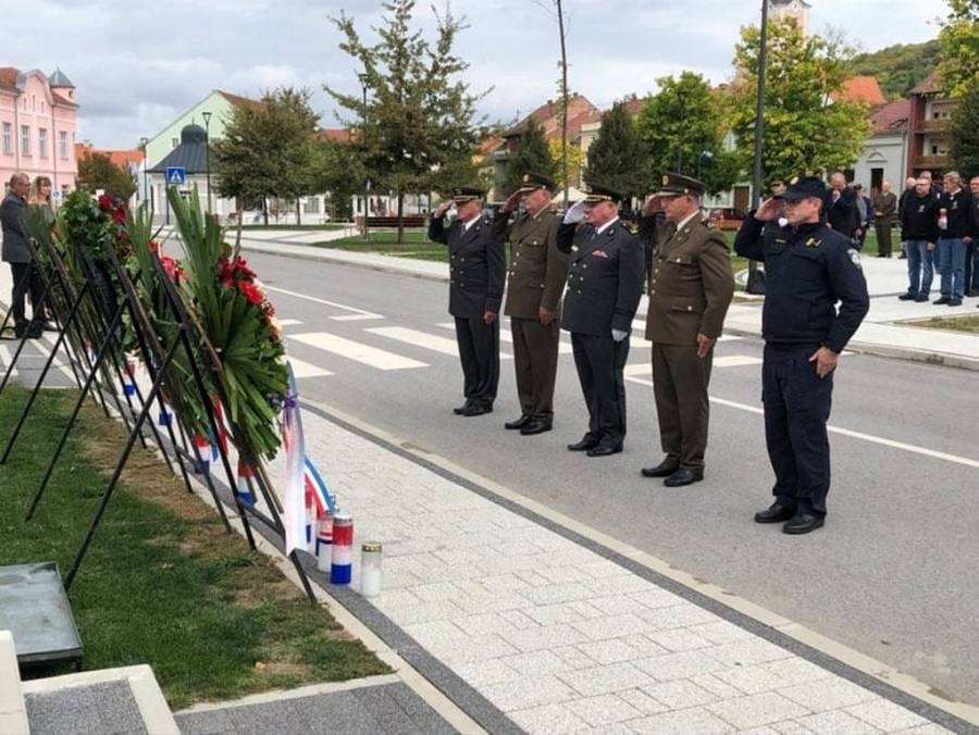 Gornja Obrijež: Sjećanje na 19 branitelja koji su položili svoj život za obranu Domovine