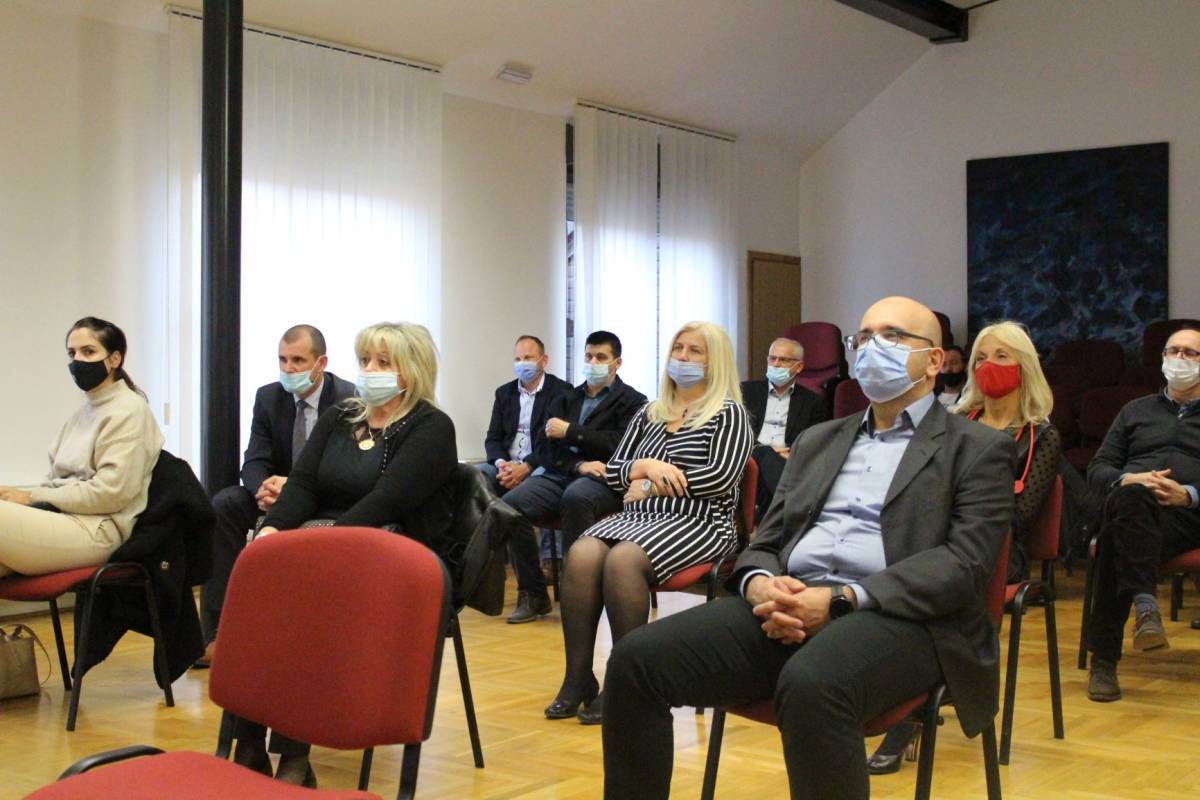 Dodijeljena priznanja „ZLATNA KUNA 2020.“ najuspješnijim poduzetnicima HGK -Županijske komore Požega