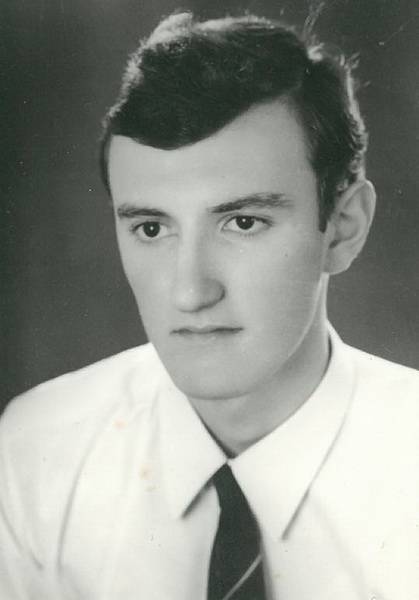 U pokušaju proboja prema Vukovaru poginuo je 10. studenog Robert Sesar iz Jakšića