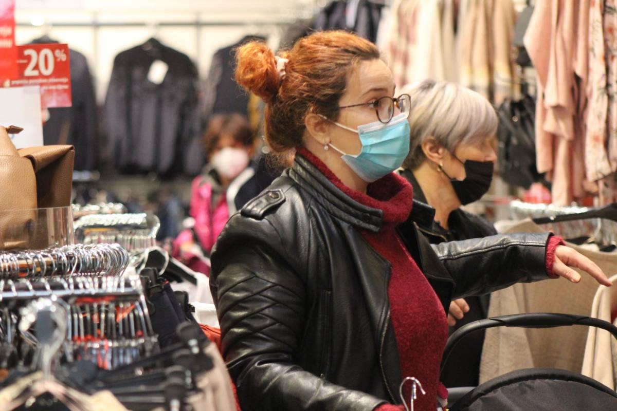 FOTO: Svečano otvorenje nove NKD prodavaonice u Požegi