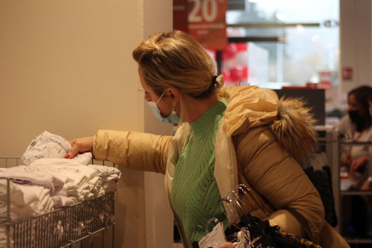 FOTO: Svečano otvorenje nove NKD prodavaonice u Požegi