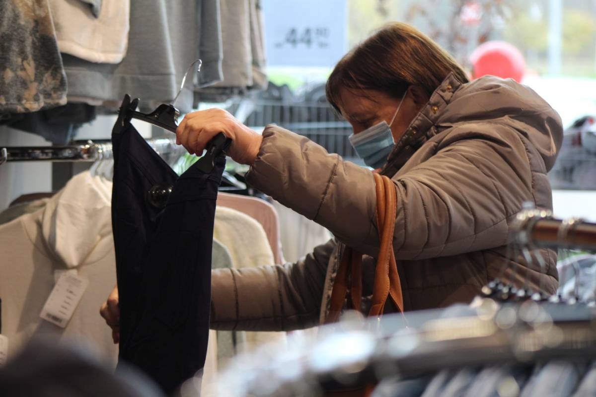 FOTO: Svečano otvorenje nove NKD prodavaonice u Požegi