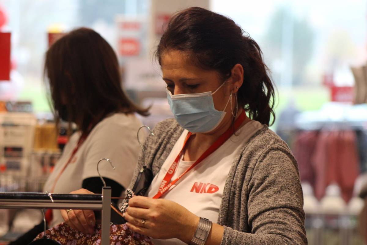 FOTO: Svečano otvorenje nove NKD prodavaonice u Požegi