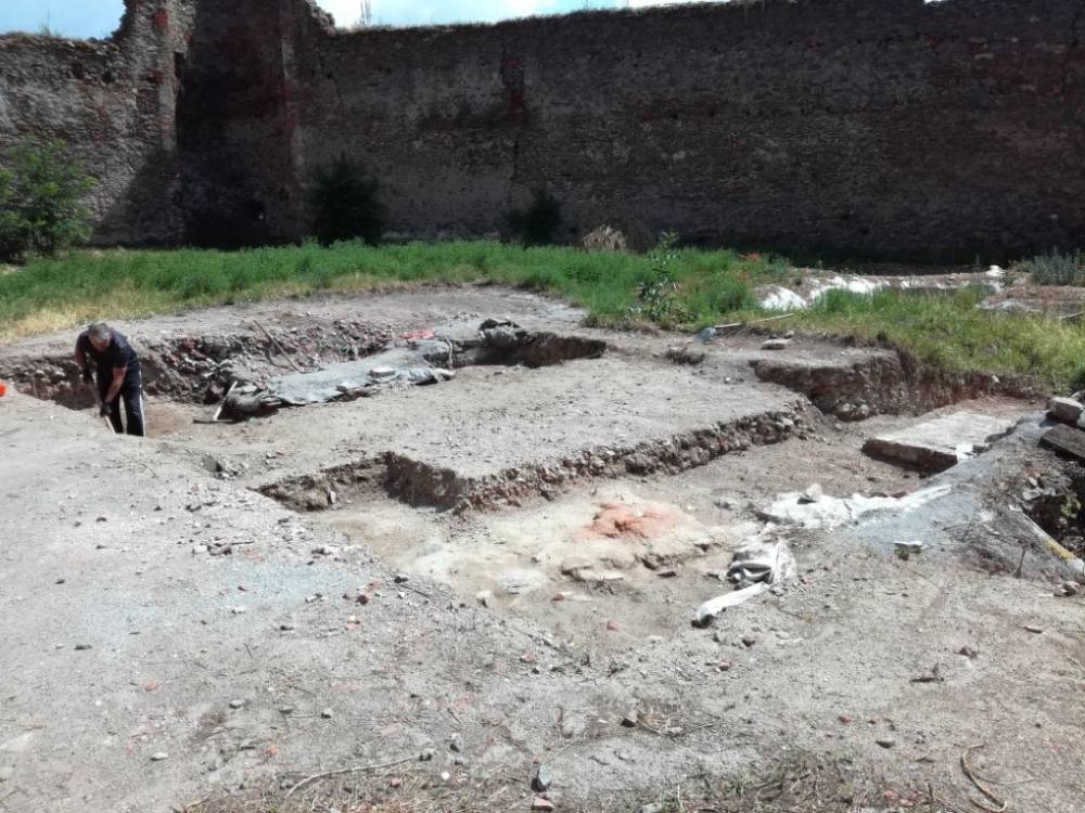 Započeli arheološki radovi u Starom gradu u Kaptolu