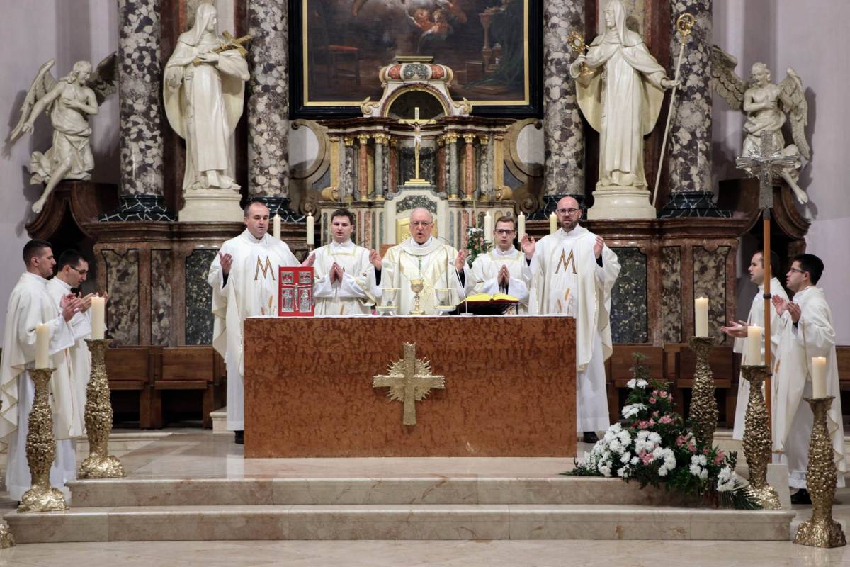 Započelo sinodsko savjetovanje s vjeroučiteljima u Požeškoj biskupiji