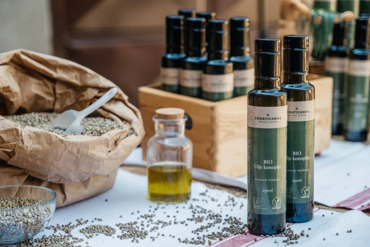 Zvonimir na svojoj djedovini uzgaja konoplju i od nje pravi ulje: ʼʼPrva reakcija Slavonaca je bila skeptična, čak su znali kopati po zemlji da se uvjereʼʼ