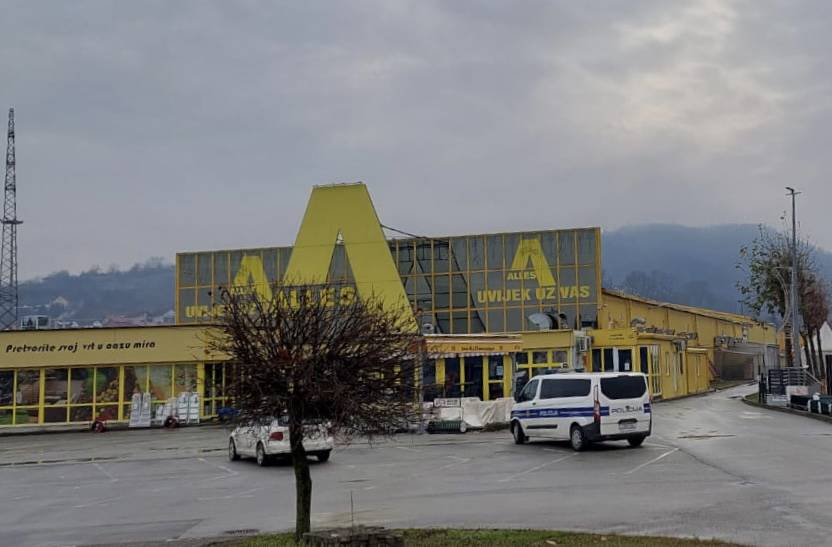 Požar u Industrijskoj ulici: Zapalila se radiona TC Alles-a