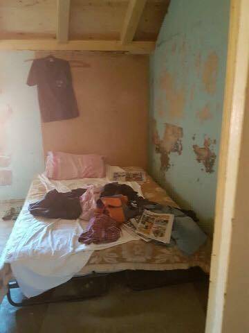 Nehumani uvjeti u kojima sezonci žive na Jadranu- garaže, šupe, potkrovlja, barake...