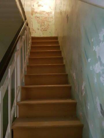 Nehumani uvjeti u kojima sezonci žive na Jadranu- garaže, šupe, potkrovlja, barake...