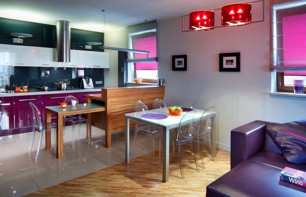 Pogledajte 20 super ideja za spojenu dnevnu sobu, kuhinju i blagovaonicu