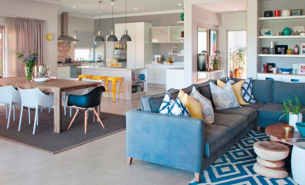 Pogledajte 20 super ideja za spojenu dnevnu sobu, kuhinju i blagovaonicu