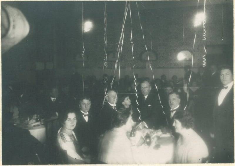 Pogledajte kako se slavilo Silvestrovo i dočekivala 1931. godina u prostorijama Šijačkog kluba u Zagrebu