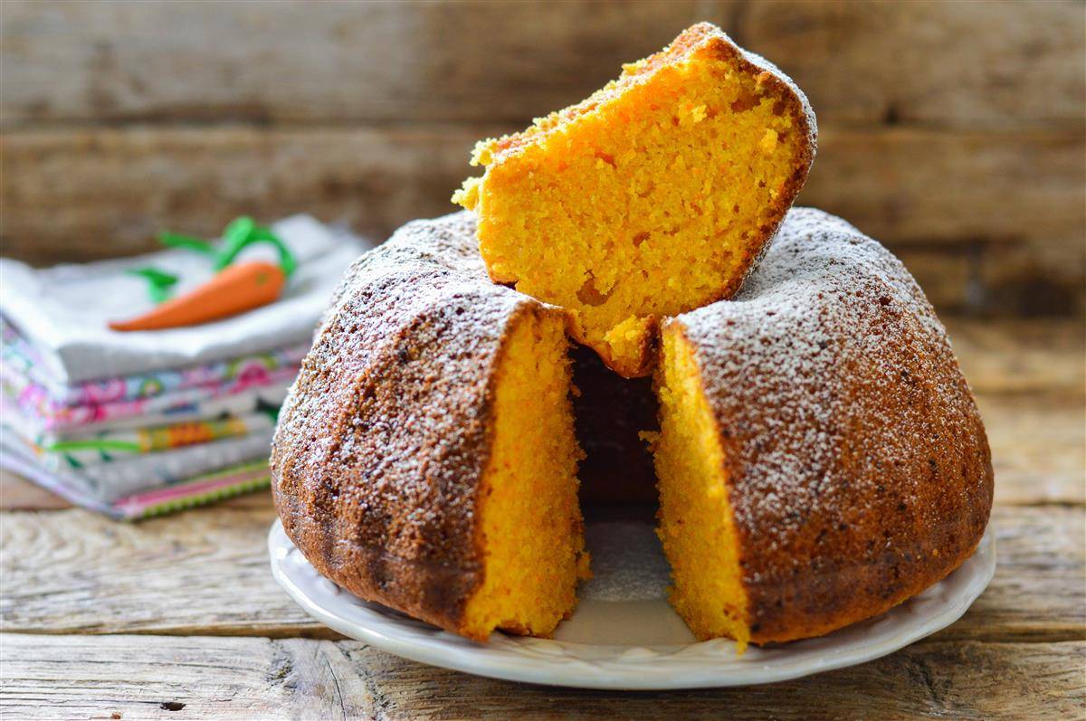 Kuglof od naranče i svježeg sira