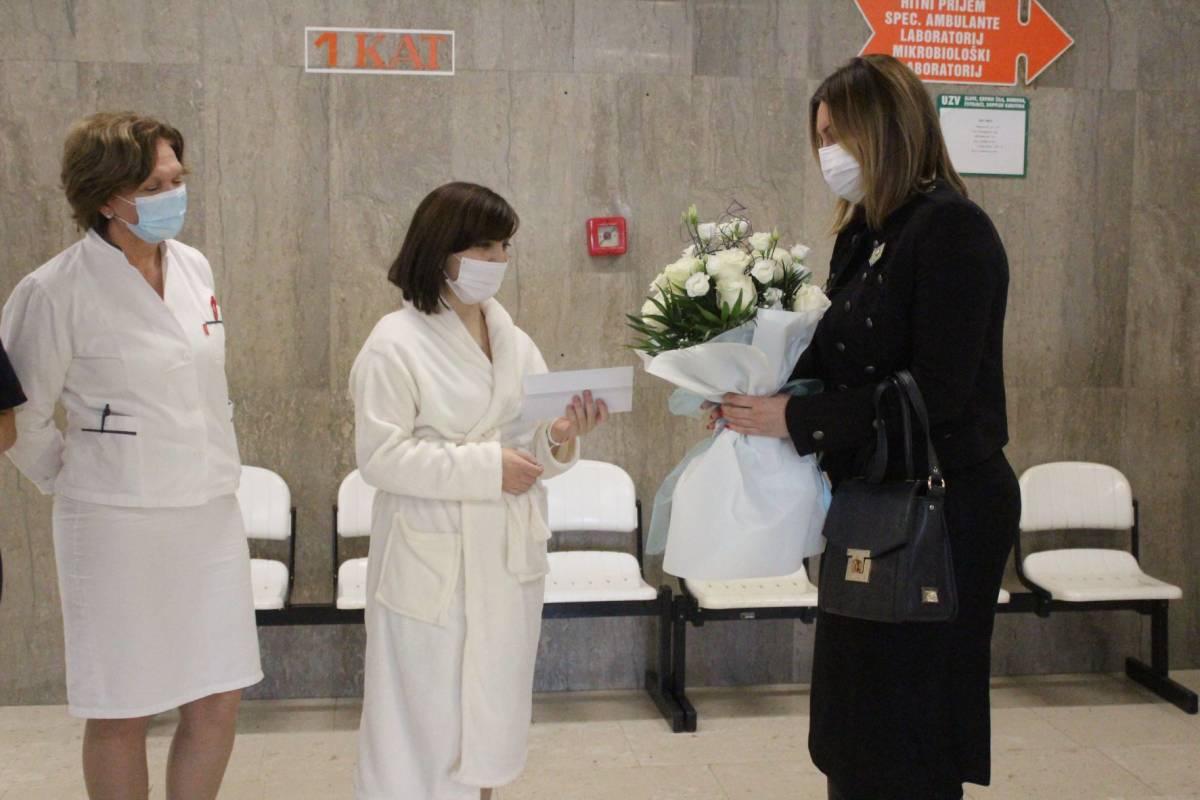 Županica Jozić posjetila prvorođenu bebu Požeško-slavonske županije