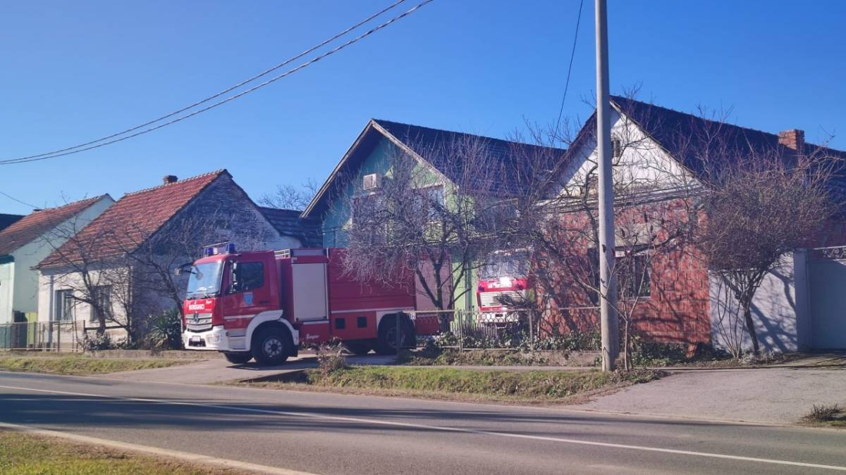 Šteta na kući nakon jučerašnjeg požara u Sulkovcima iznosi oko 4.000,00 kn