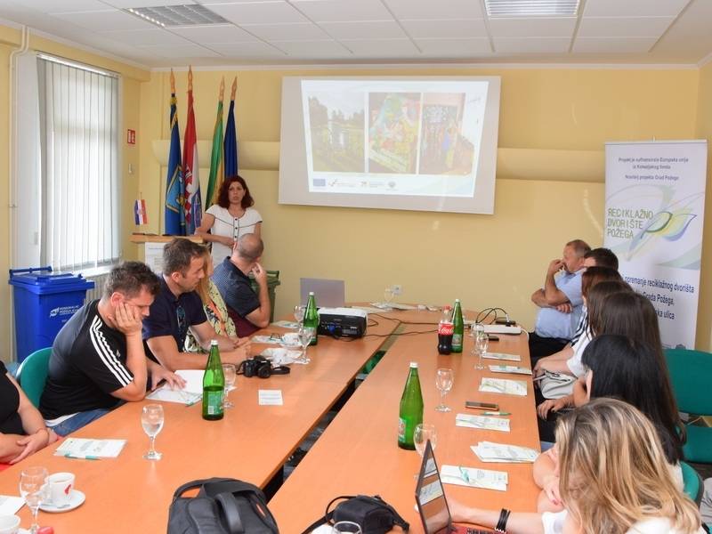 U okviru Projekta Izgradnja i opremanje reciklažnog dvorišta održana edukativna radionica u Jakšiću