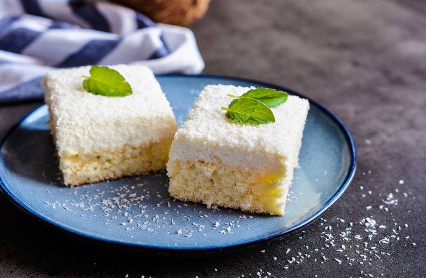 Brze kocke s kokosom: Recept za jednostavan i sočan desert