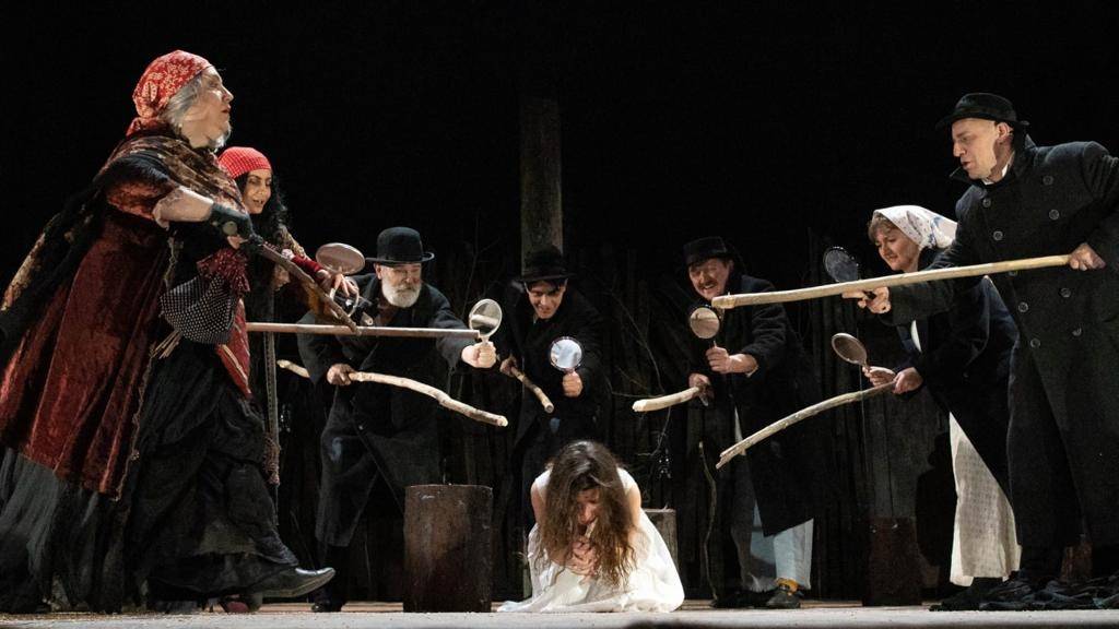 Premijera predstave ʺTena-kronika raspada jedne ljepoteʺ oduševila Požežane