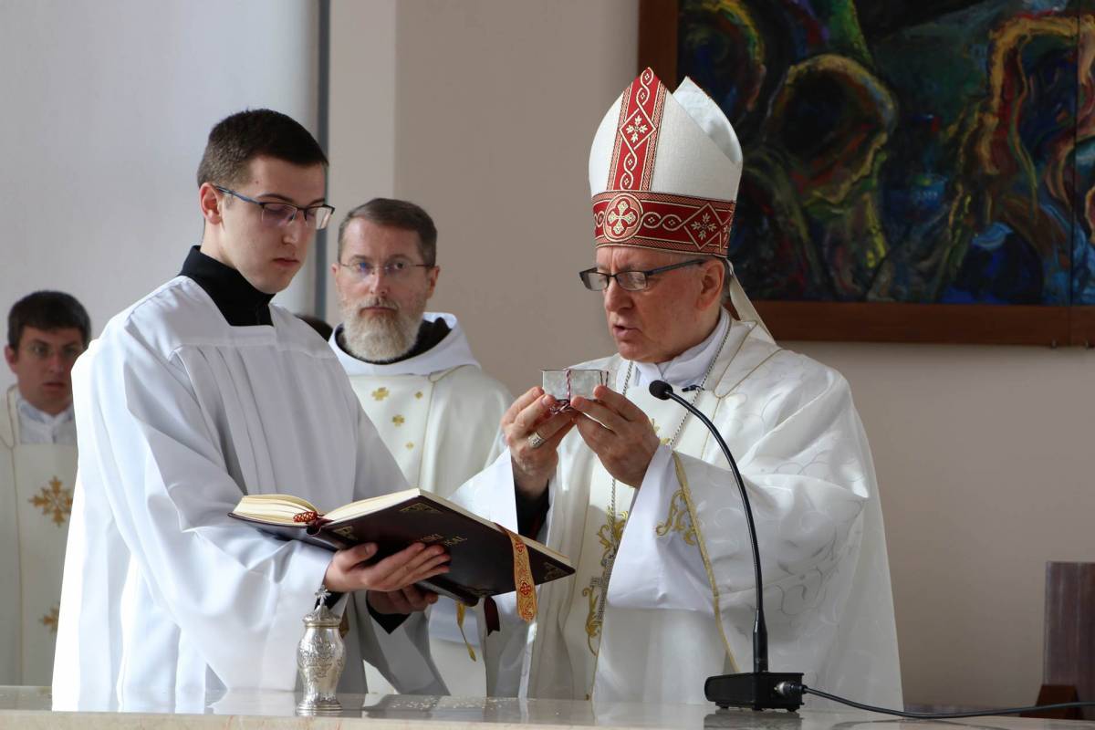 Biskup Škvorčević predvodio slavlje posvete nove župne crkve sv. Leopolda Mandića u Virovitici