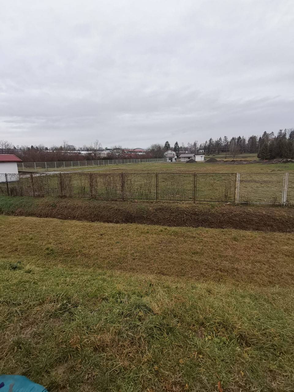 Požeški Komunalac odobrio korištenje površine za trening osnova poslušnosti i socijalizacije pasa