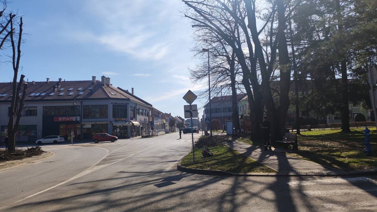 OREZIVANJE DRVEĆA: Posebna regulacija prometa u Pleternici