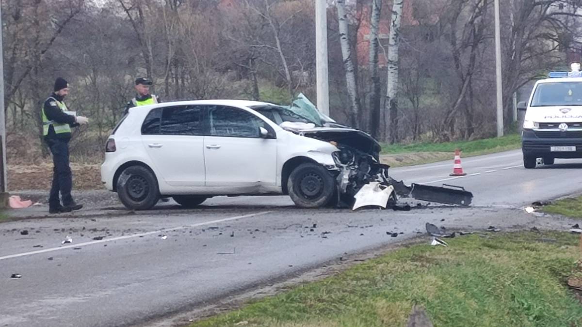 22-godišnji vozač pod utjecajem alkohola od 2,01 promila skrivio prometnu nesreću u Gradcu