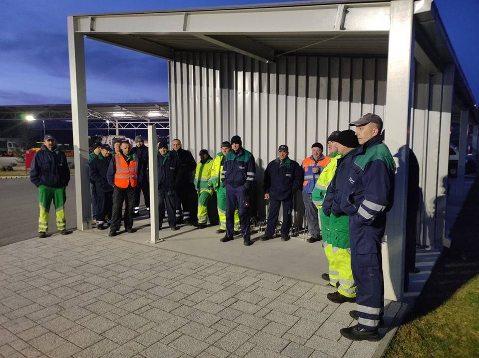 Zaposlenici tvrtke Komunalac od danas su u štrajku: ʺObećano povećanje plaće nismo dobiliʺ