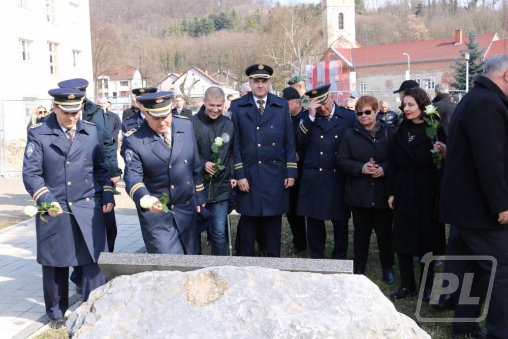 PREDSJEDNIK MILANOVIĆ U PAKRACU: Ne slavimo rat nego hrabrost i odvažnost