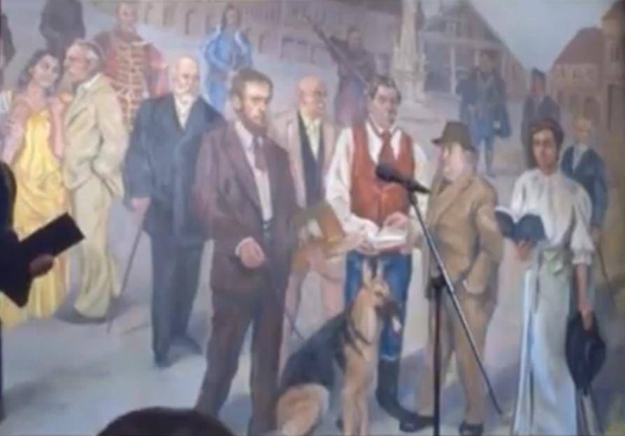 Zašto se već godinama od javnosti skriva svečani zastor plaćen novcem Požežana?