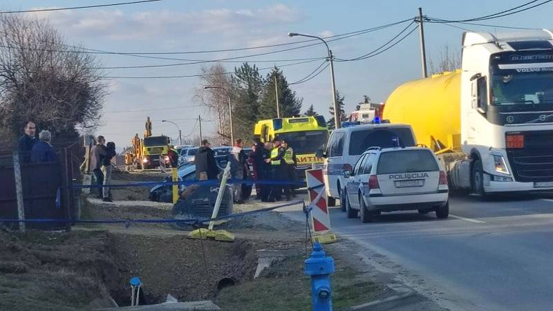 Teška prometna nesreća na ulazu u Veselu