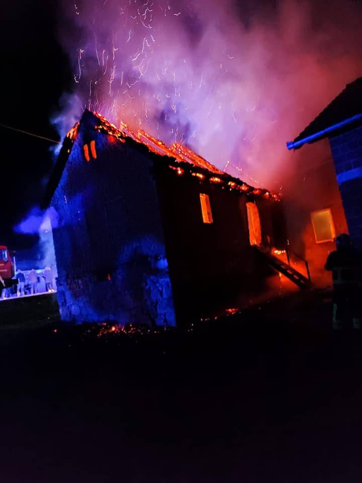 U požaru na kući u Ivandolu materijalna šteta iznosi oko 40.000,00 kn