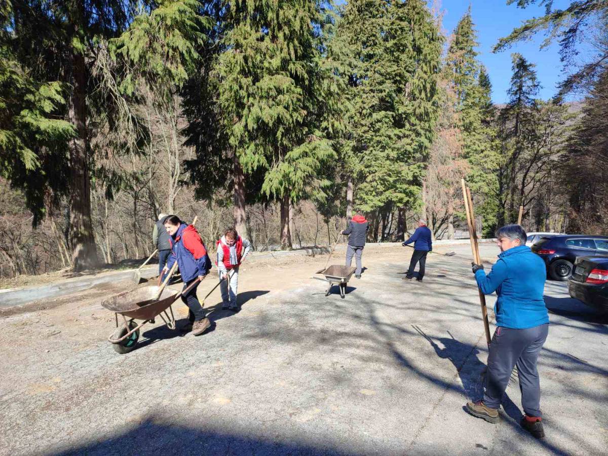 Radna akcija članova HPD ʺSokolovacʺ Požega povodom nadolazećih 40. ʺPapučkih jaglacaʺ