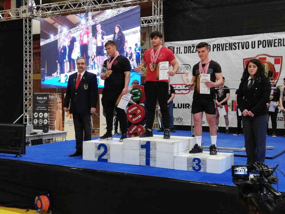 Leon Dokša iz Body art-a treću godinu za redom najbolji kadet Hrvatske u powerliftingu