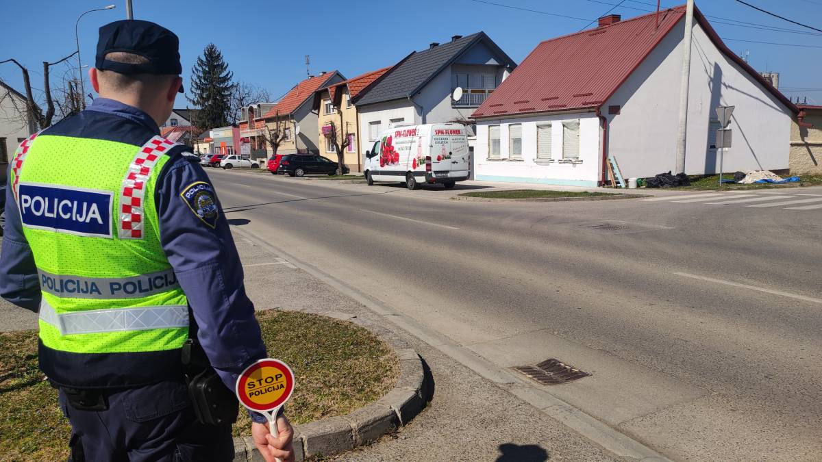 Policijski službenici PU požeško-slavonske pridružili se 24-satnoj akciji nadzora brzine koja se danas provodi na području cijele RH