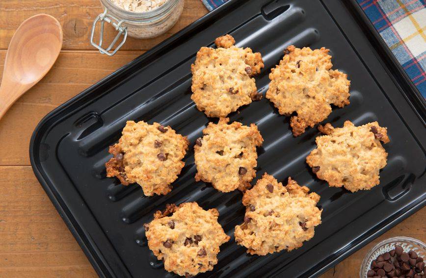 Za manje od 15 kuna: Recept za fine keksiće s čokoladom od samo tri sastojka