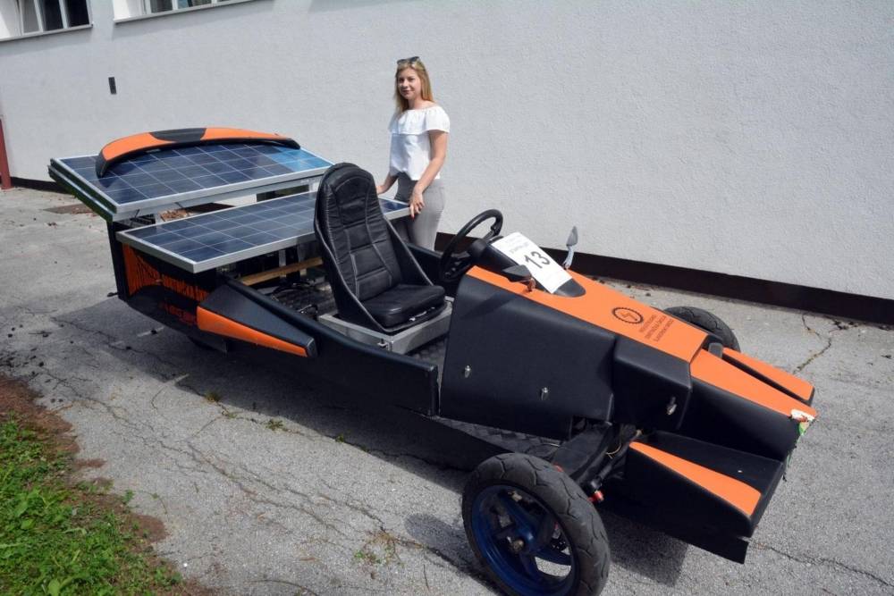 Maturantica iz Gradca najljepše dizajnirala solarno vozilo i u utrci pretekla muške konkurente