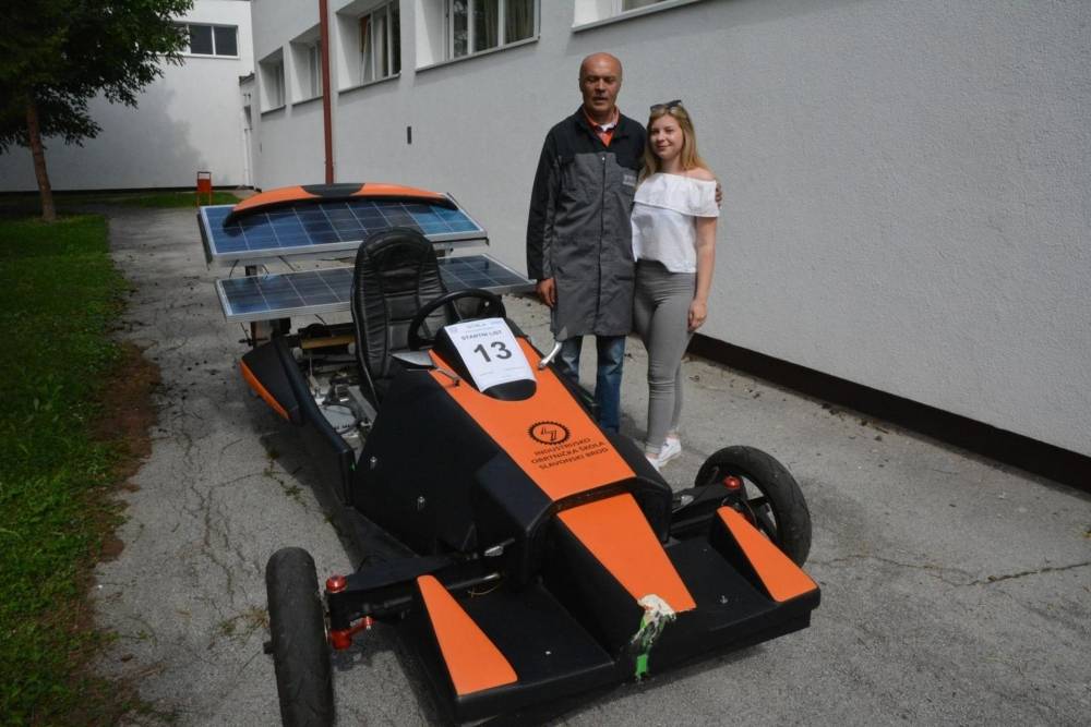 Maturantica iz Gradca najljepše dizajnirala solarno vozilo i u utrci pretekla muške konkurente