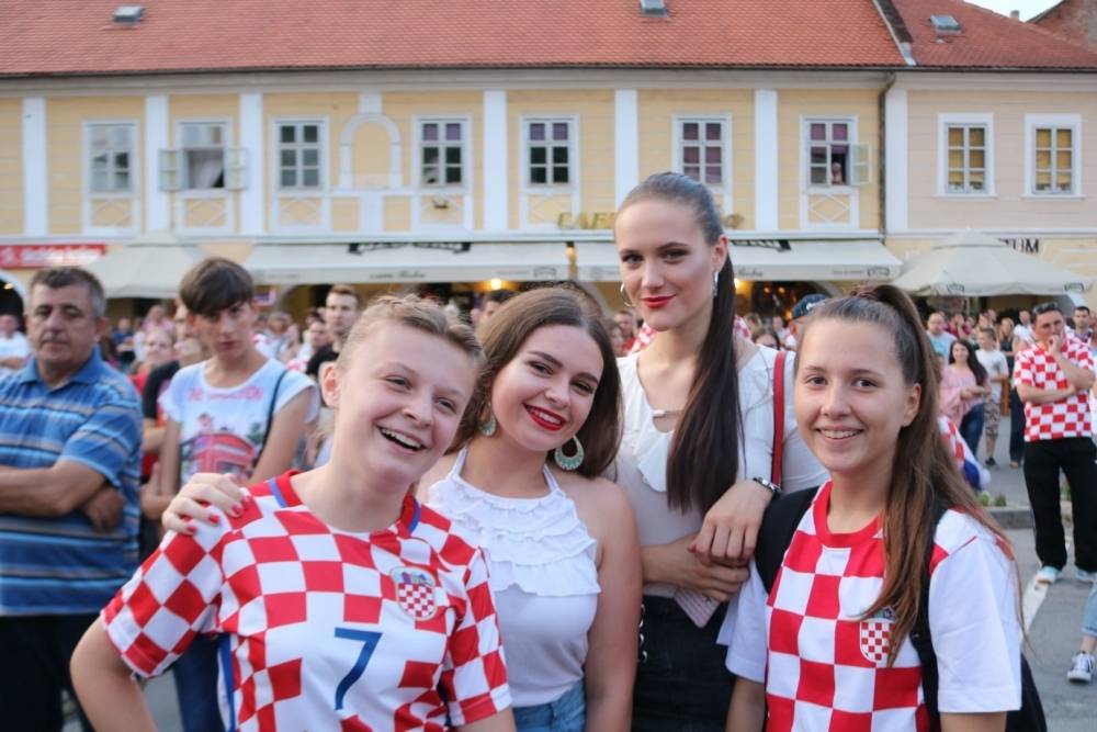 1. srpnja svi na Trg Sv. Trojstva u Požegi bodriti našu nogometnu repku