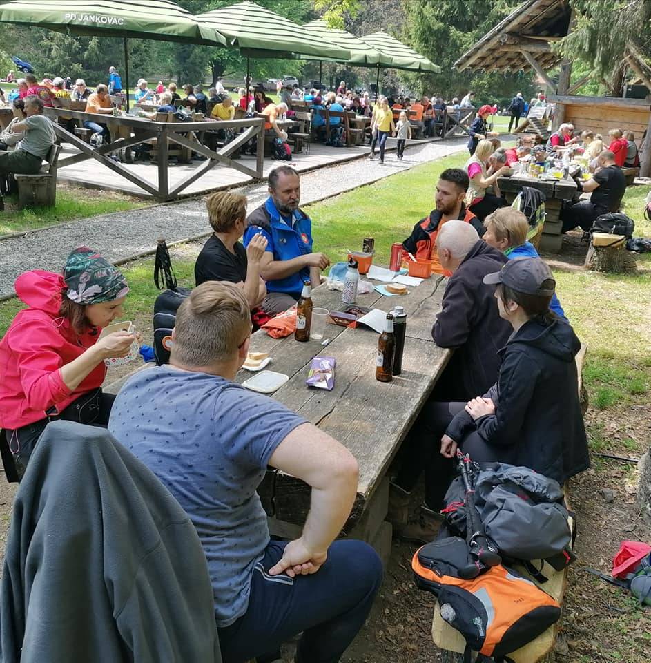 Izlet Požeških planinara na Jubilarni jankovački planinarski put