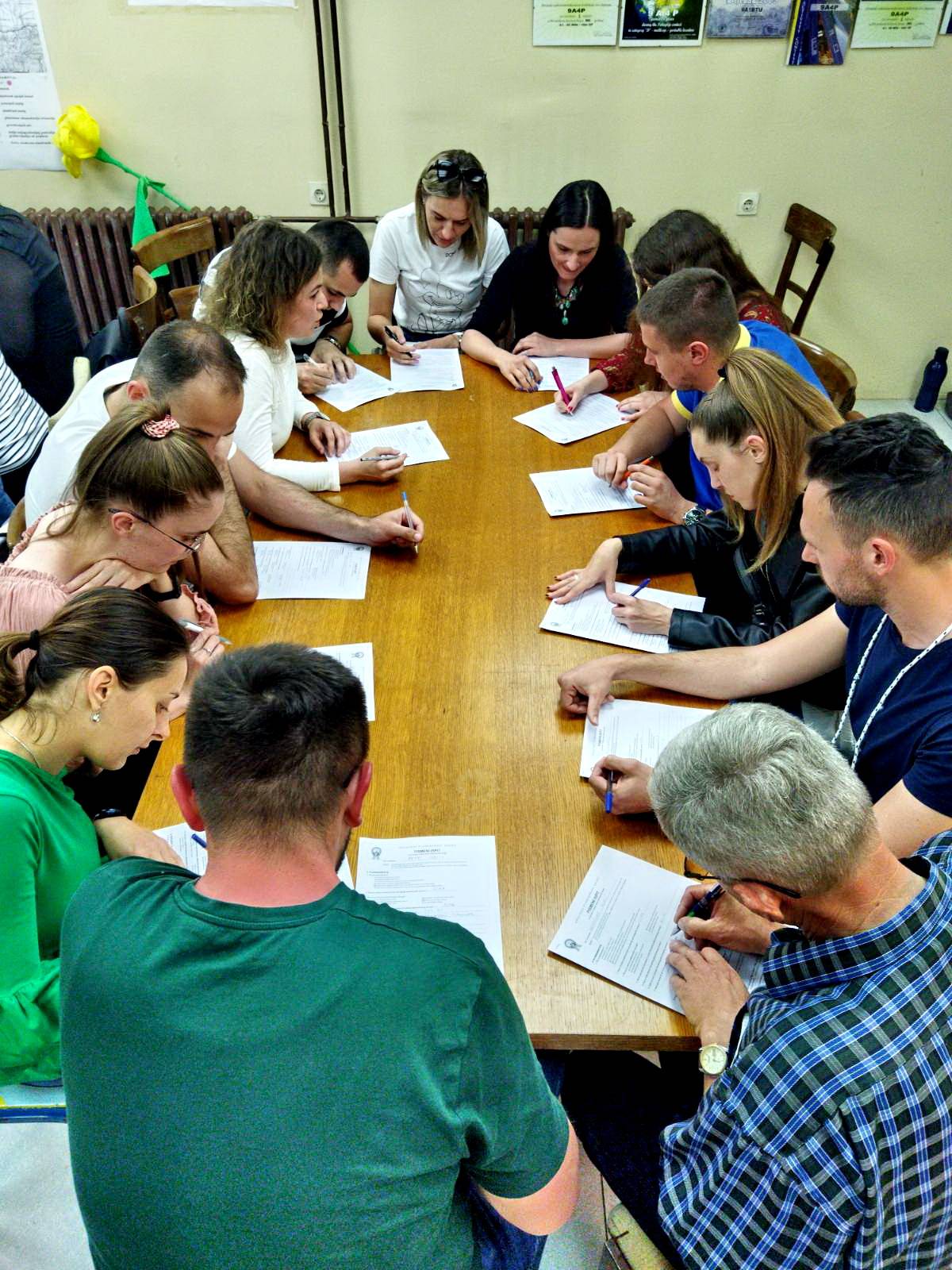 Završila je 4. Opća planinarska škola u HPD Gojzerica Požega