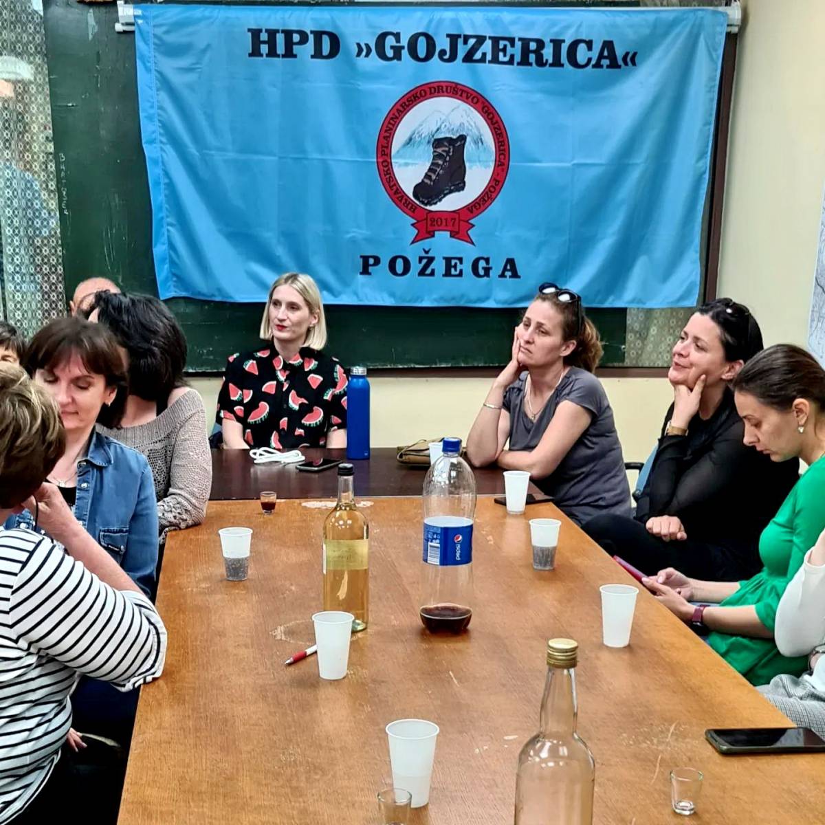 Završila je 4. Opća planinarska škola u HPD Gojzerica Požega