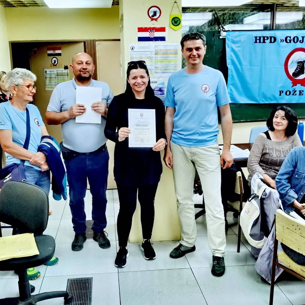 Završila je 4. Opća planinarska škola u HPD Gojzerica Požega