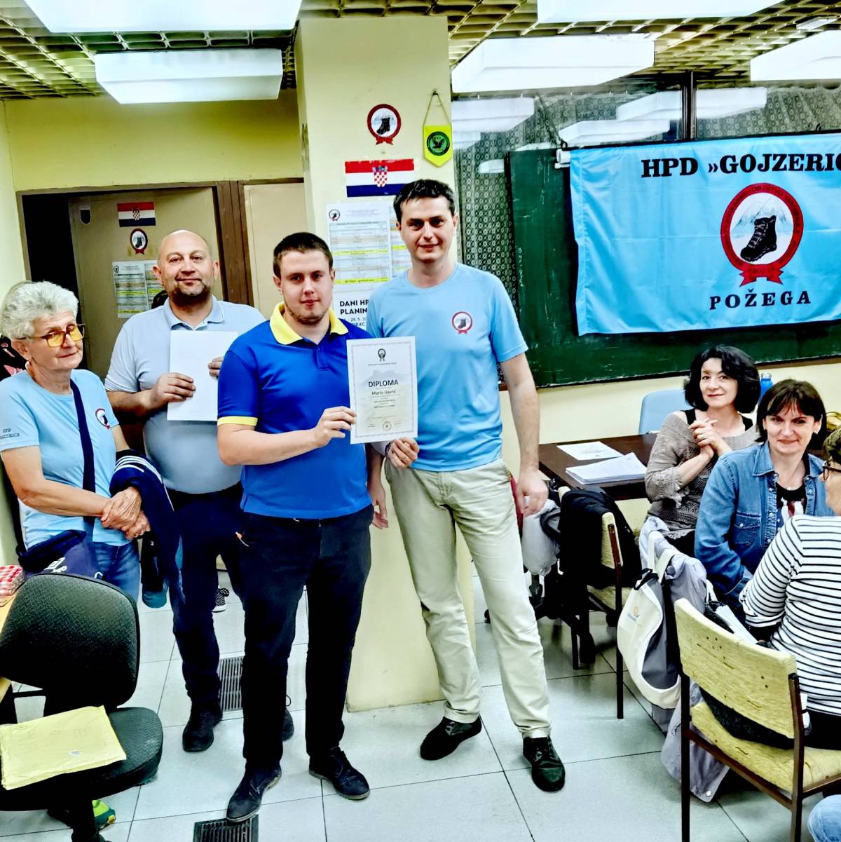 Završila je 4. Opća planinarska škola u HPD Gojzerica Požega